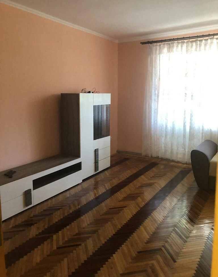 4-комнатная квартира, ул. Р. Шухевича, 86 м²