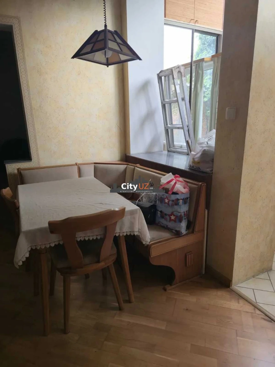 Продается полусобственный дом в Ужгороде
