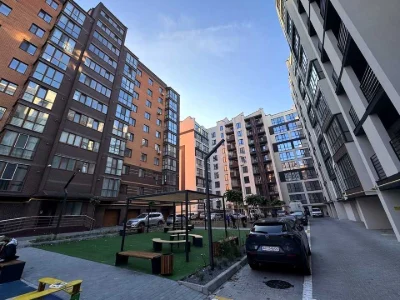 Apartment. Dovzhenka st., Kamenytsia.