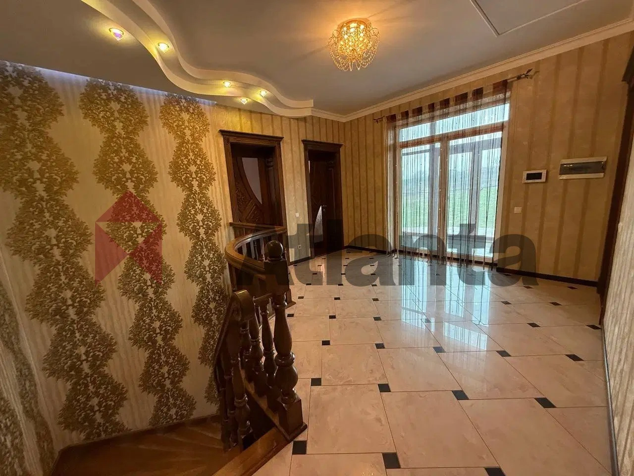Автономний будинок Чернівці