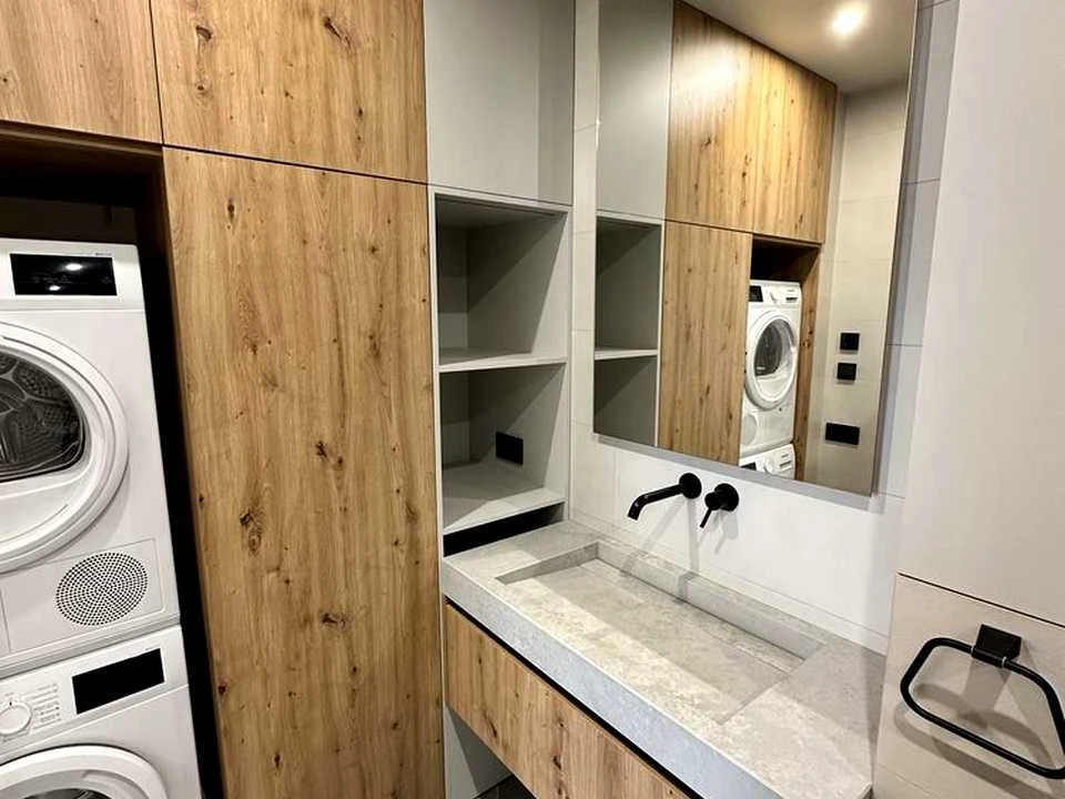 Apartment. Sholudenska st.