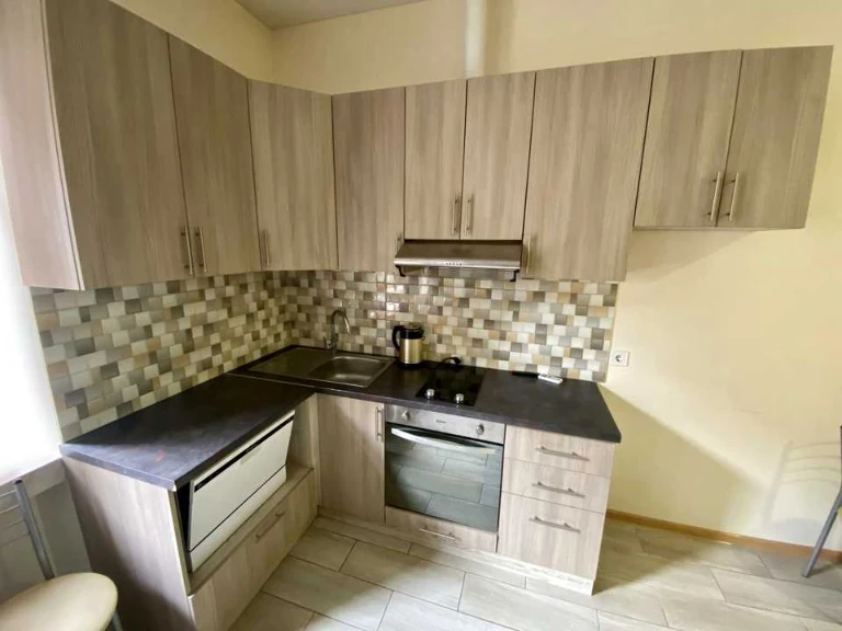 Studio apartment. Eugene Konovalets st., Kyiv.