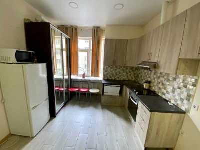 Studio apartment. Eugene Konovalets st., Kyiv.