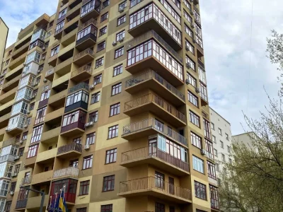 Studio apartment. Eugene Konovalets st., Kyiv.