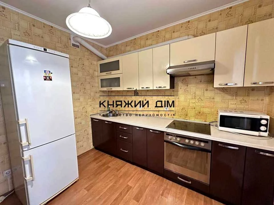 Квартира. Киев, улица Елизаветы Чавдар