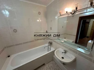 Квартира. Киев, улица Елизаветы Чавдар