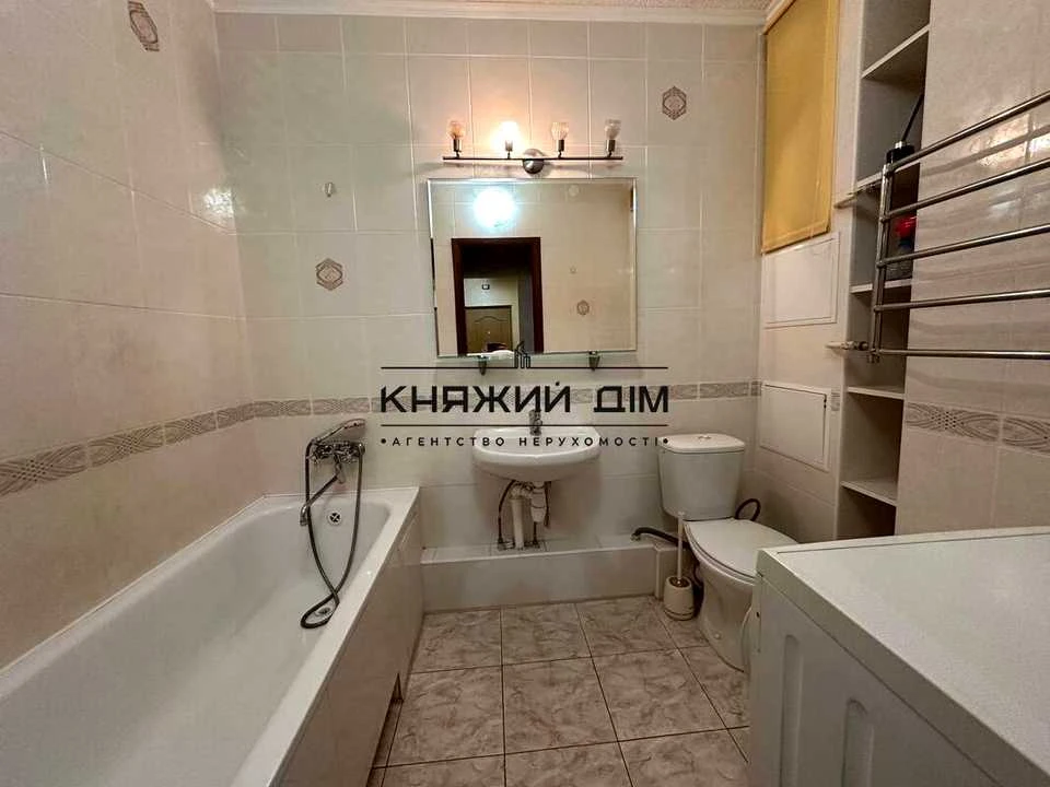Квартира. Киев, улица Елизаветы Чавдар