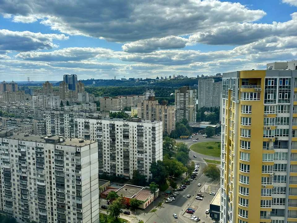 Квартира. Київ, Каховська вул.