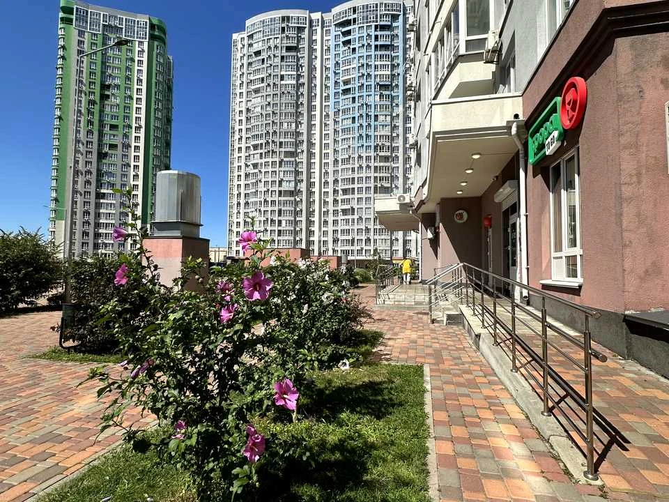 Квартира. Київ, Каховська вул.