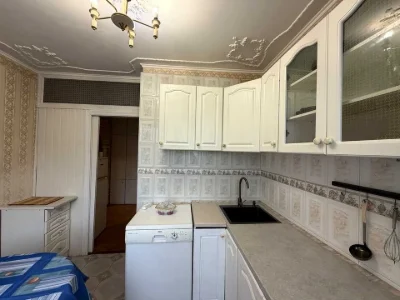 Квартира. Київ, Ялтинська вулиця