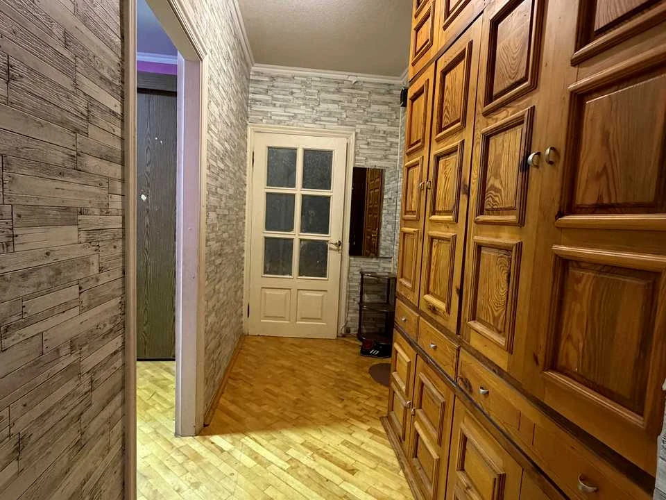 Квартира. Київ, Ялтинська вулиця