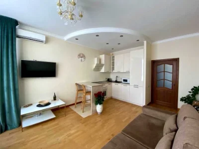 Apartment. Dimitrivska Street, Kyiv