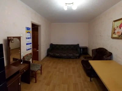 Оренда квартири 2-кімн. 45 м² 5/9 пов.