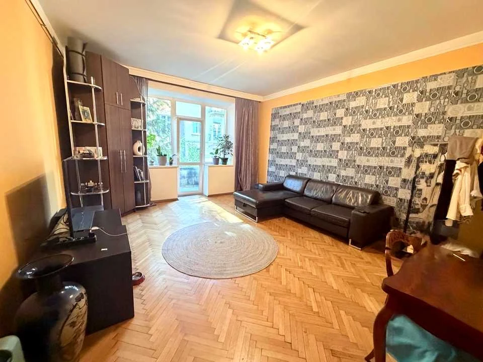 Квартира. Львів, Глибока вул.