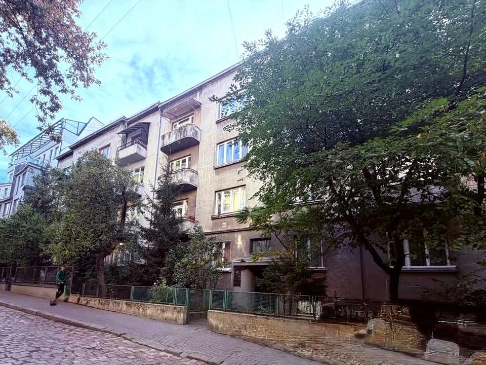 Квартира. Львів, Глибока вул.