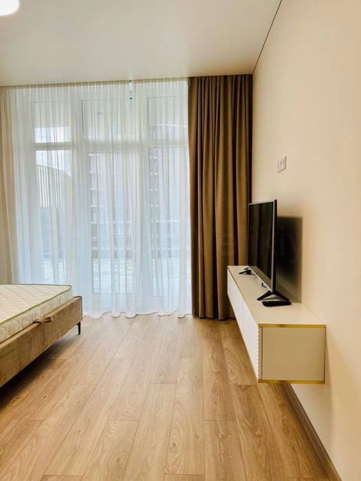 Продаж 1к квартири з ремонтом/ ЖК Кристал/ Crystal/47 м2/Тер