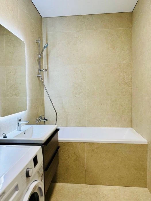 Продаж 1к квартири з ремонтом/ ЖК Кристал/ Crystal/47 м2/Тер