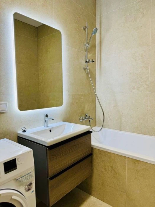Продаж 1к квартири з ремонтом/ ЖК Кристал/ Crystal/47 м2/Тер