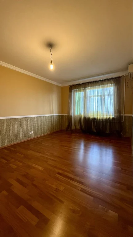 Продаж 2 кім. 11 мкрн. Лівий берег