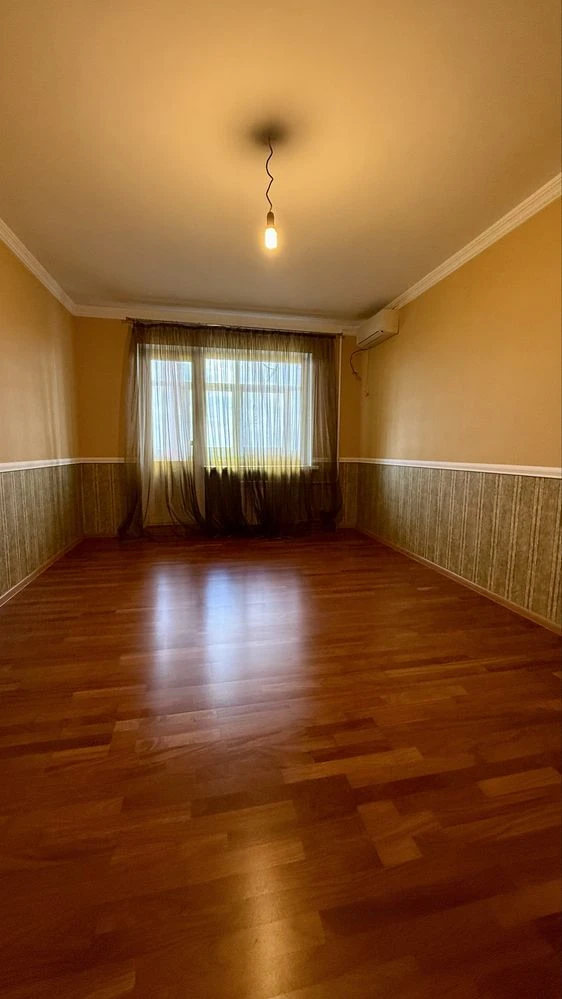 Sale of 2 rooms, 11th district, Left Bank