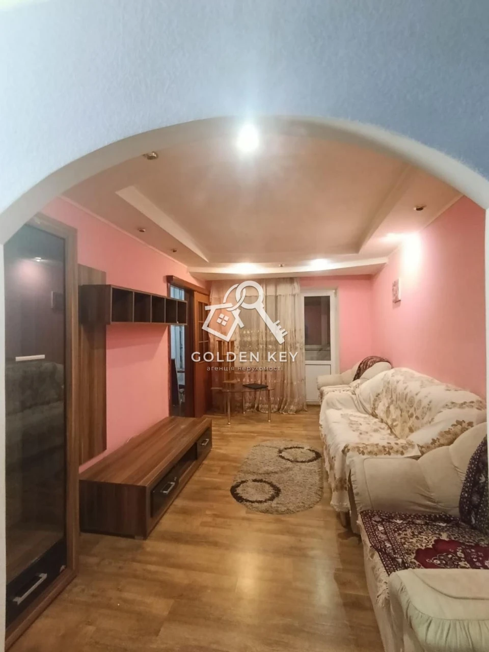 Продаж 3-кімнатної квартири в будинку