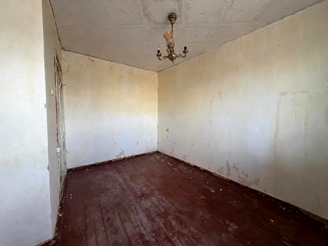 1-bedroom apartment for sale