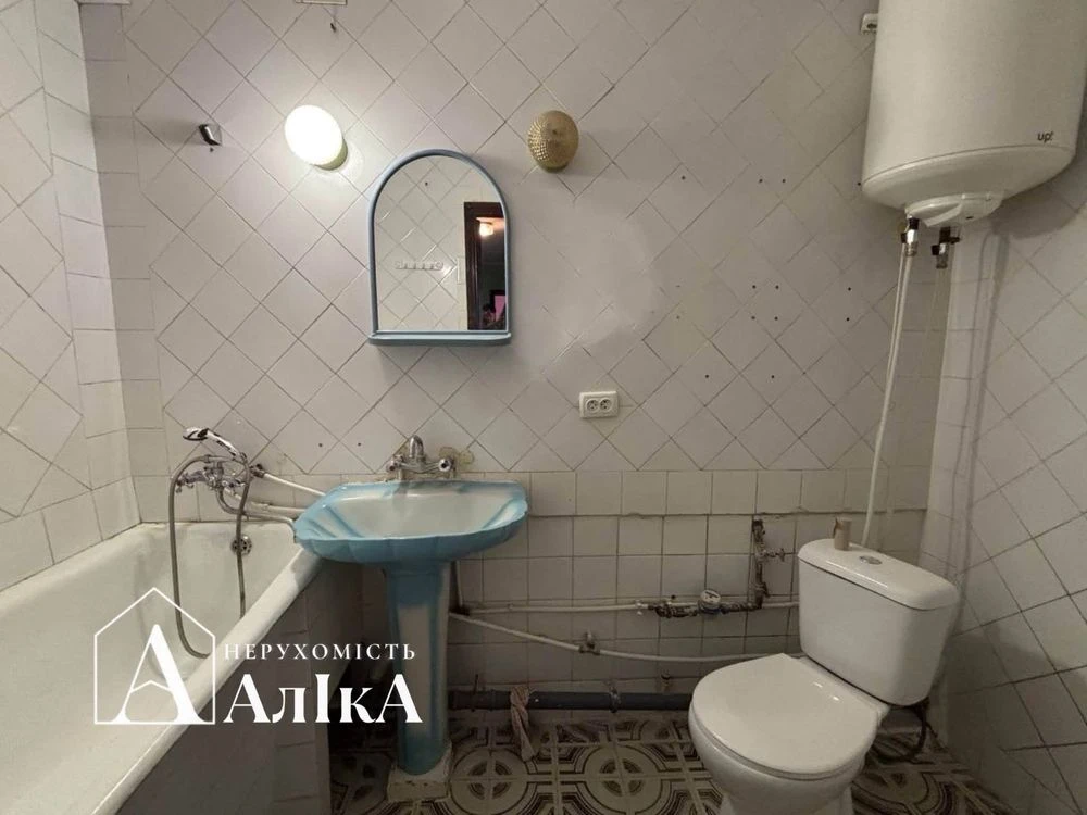 For Sale: 2-bedroom apartment with good layout