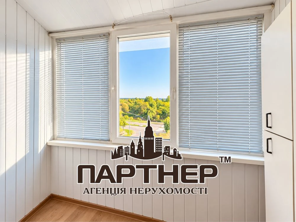 Продаж двокімнатноі квартири у цегляному будинку.