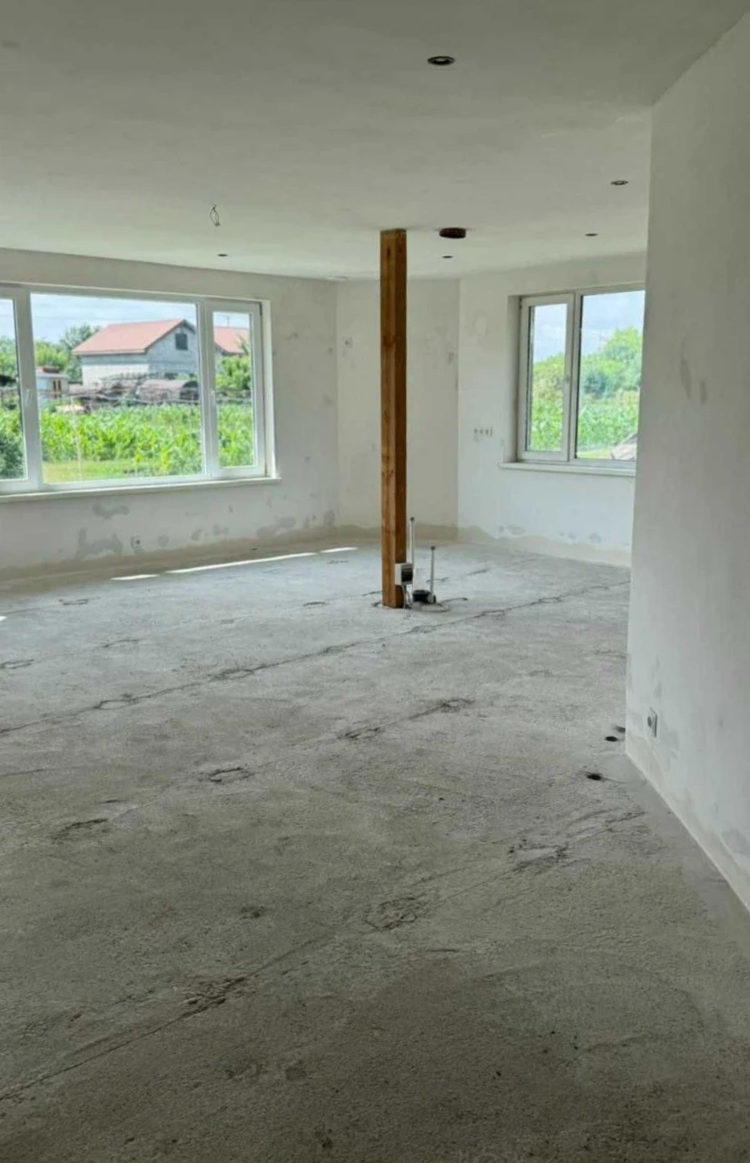 House for Sale. New Construction. Kamenkoe. Left Bank. Put into use.
