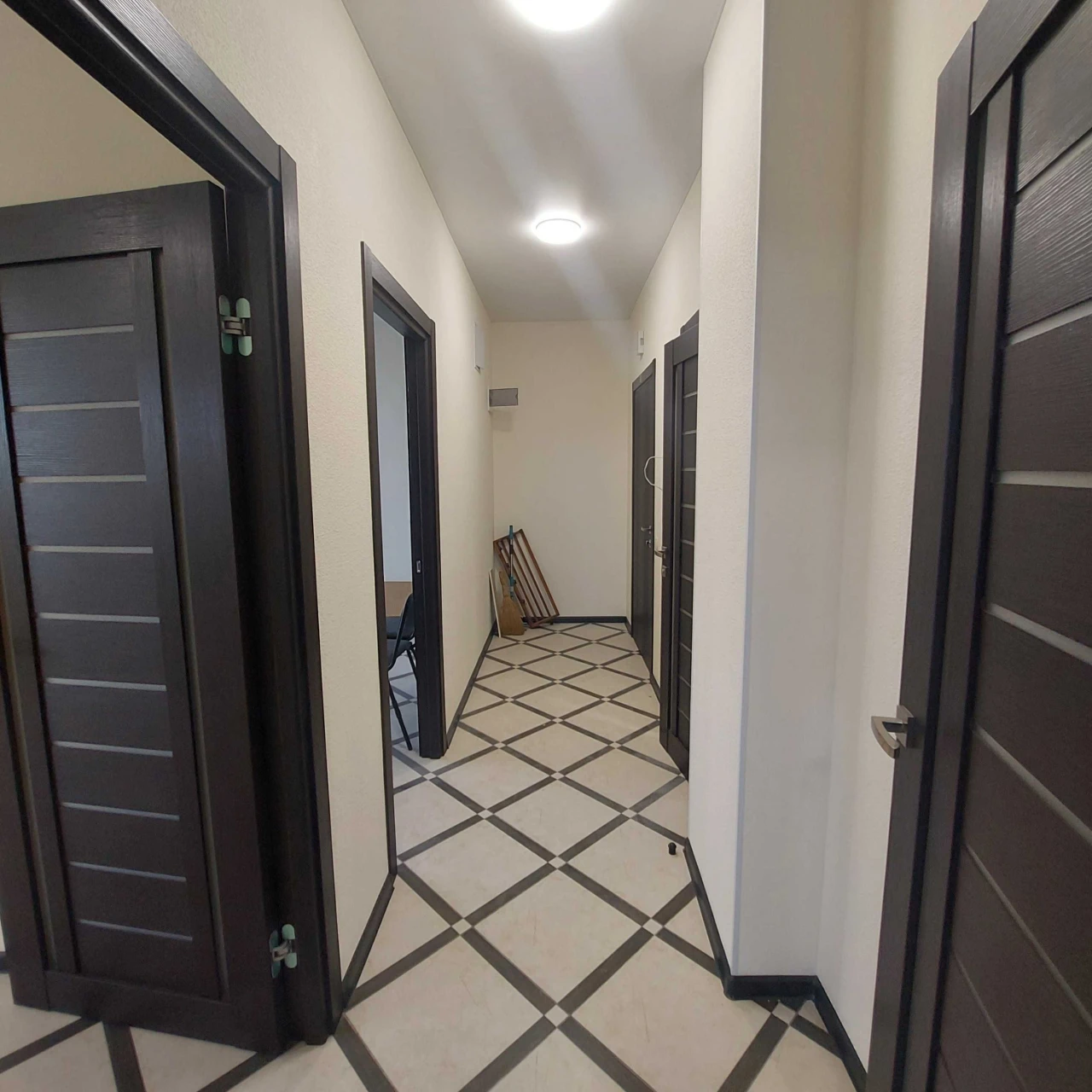 Sale of a 2-bedroom apartment in a new building in the city center