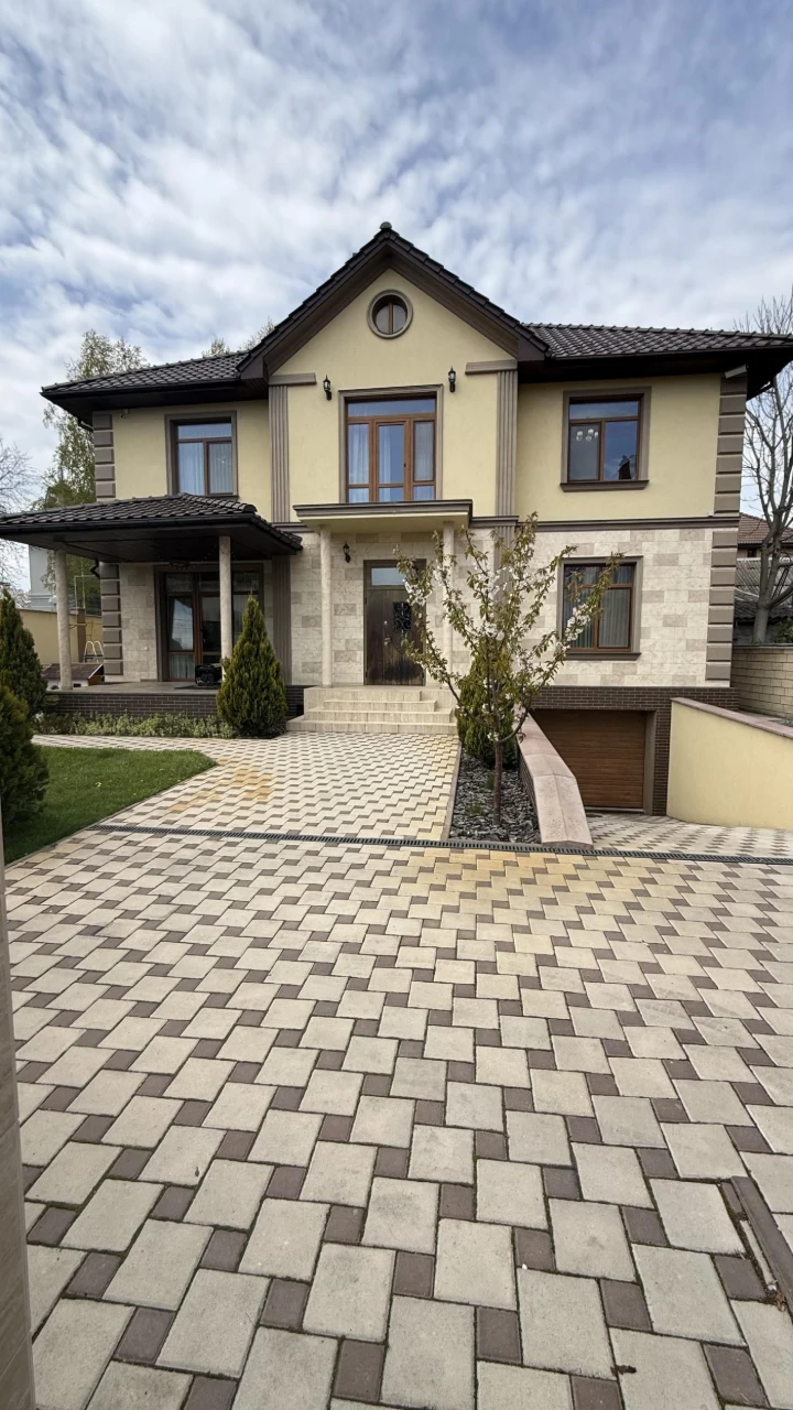 For Sale: Great house in Chubayivka!
