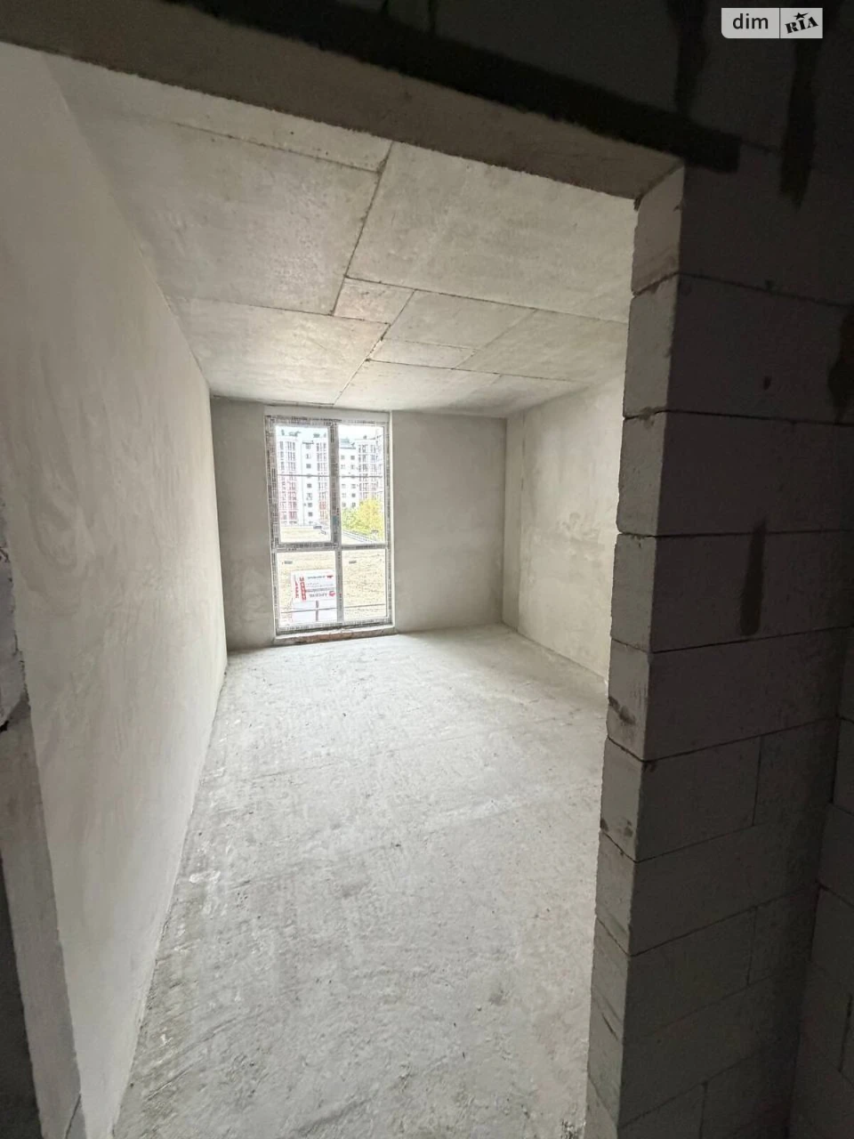Sale of an Apartment in "Senat" Complex, Ivano-Frankivsk