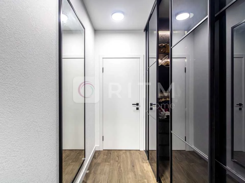 Apartment. Ivano-Frankivsk, Juliana Pelechka Street