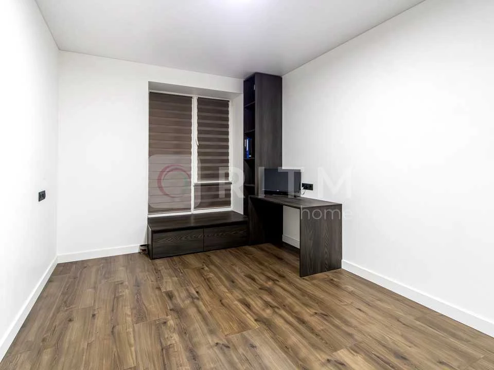 Apartment. Ivano-Frankivsk, Juliana Pelechа Street