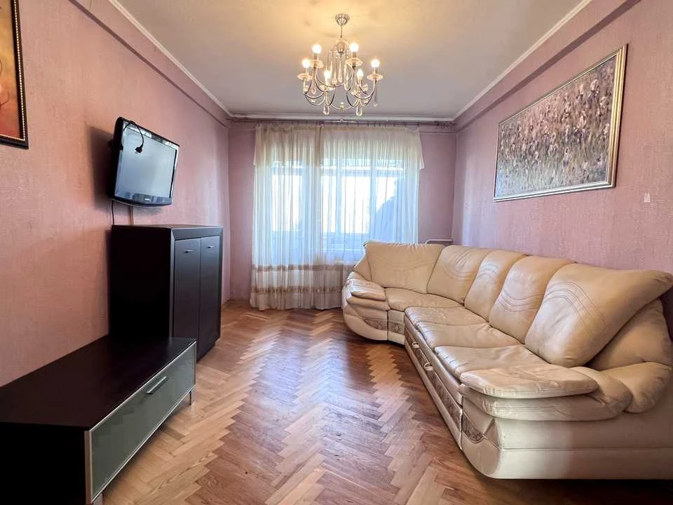 Apartment. Ivan Vykhovs Street, Kyiv