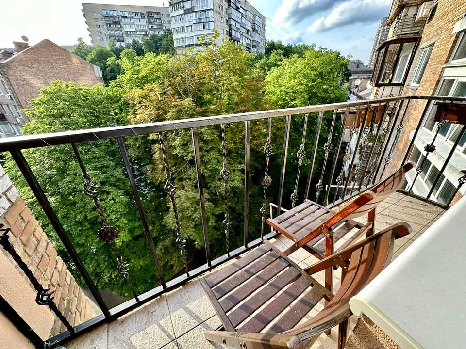 Квартира. Киев, Кловский тупик