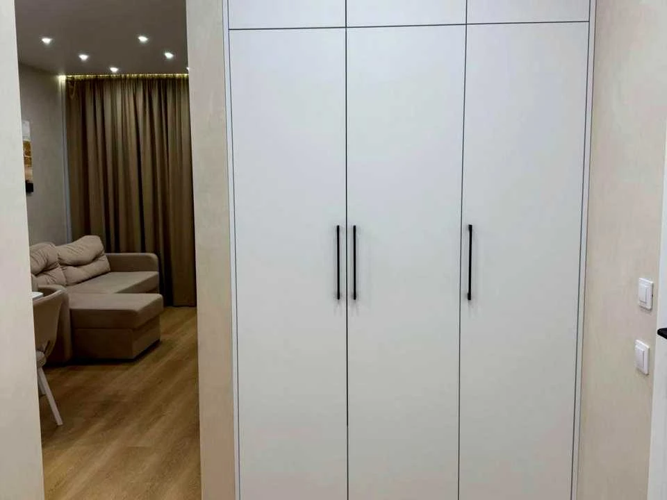 Apartment. Kyiv, Berezhyi Prospect.