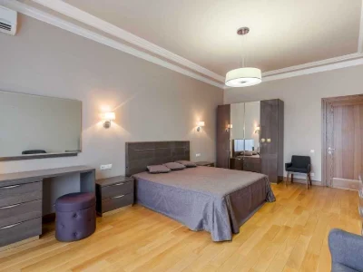 Apartment. Klovsky uzviz, Kyiv