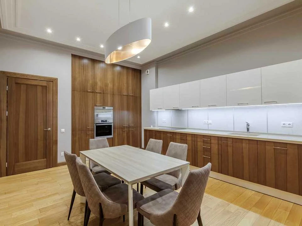 Apartment. Klovsky uzviz, Kyiv