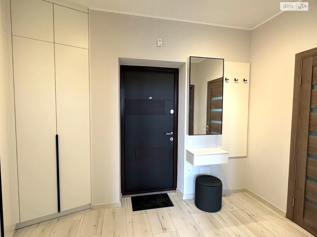 Довгострокова Оренда Квартира Теремки-1