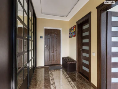 Long-Term Rental Apartment, Piroh