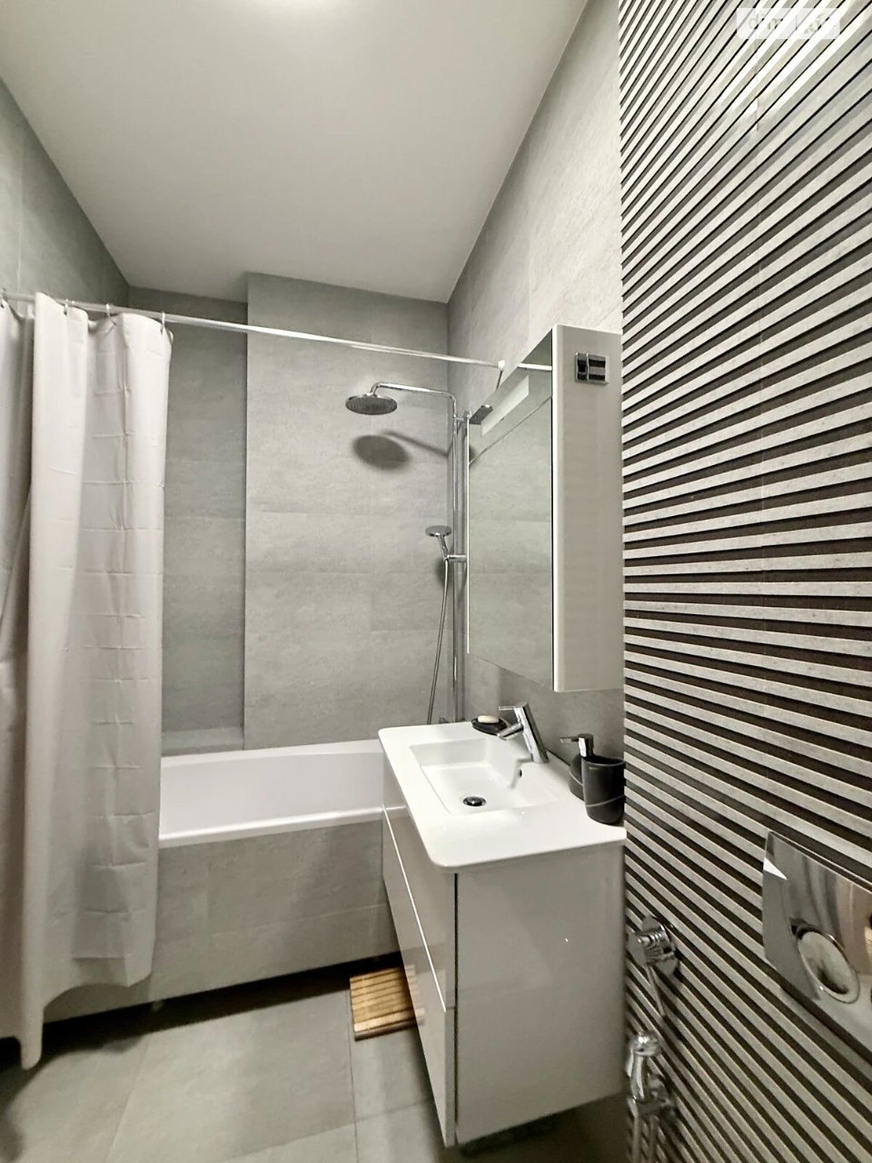 Long-Term Rental Apartment Solotstska Slobidka