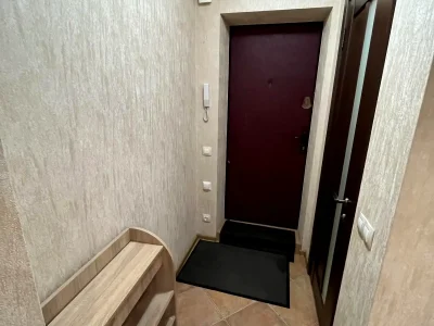 Оренда квартири 2-кімн. 42 м² 4/5 пов.