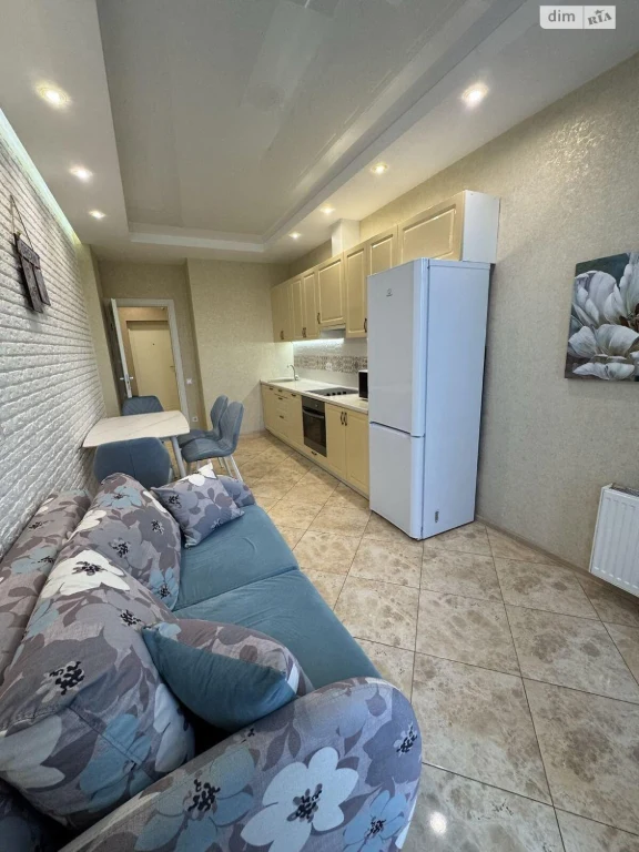 Apartment for Long-Term Rent - Socmysto