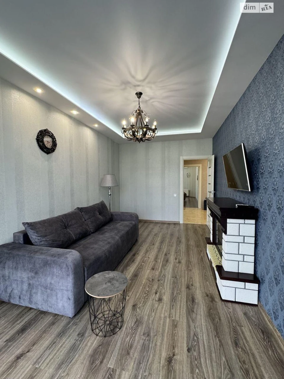 Apartment for Long-Term Rent - Socmysto
