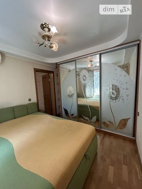 Sale of 3-room apartment 57.3 sq. m on Milyutenka St. 15A • ID 346