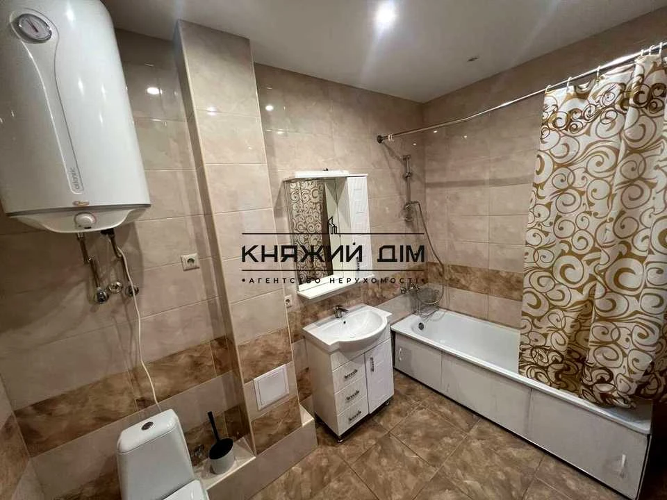 Квартира. Киев, улица Драгомынова