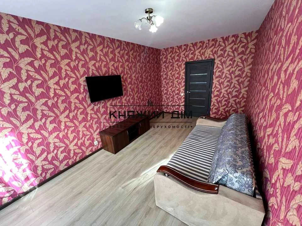 Квартира. Киев, улица Драгомынова