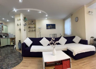 2-room apartment for sale 74 m², Marshala Tymoshenko St., 2