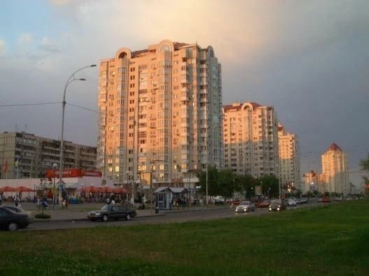 2-room apartment for sale 74 m², Marshala Tymoshenko St., 2